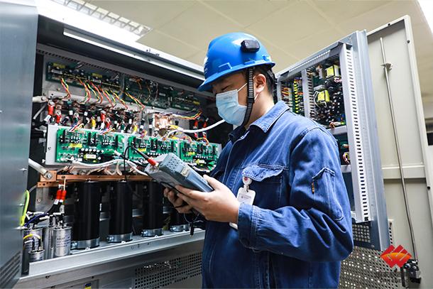 江苏常州公司UPS系统改造确保安全运行-1