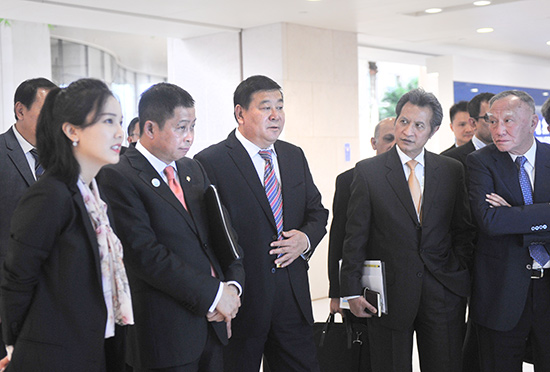 Zhao Jianguo met with Ignasius Jonan-1
