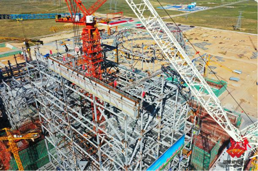 Large Plate Beam Hoisted for China’s Largest Thermal Power Project under Construction-2