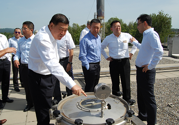 Zhao Jianguo in Europe for on-site investigation-1