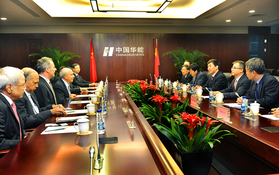 Cao Peixi and Guo Junming Meet with Chairman of Fairfax Group-1