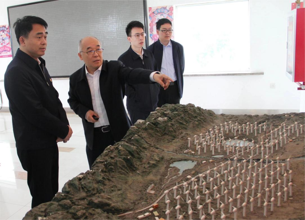 主题教育中央第51指导组到集团在疆企业调研指导工作-2