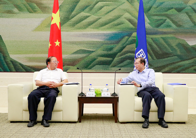 江毅会见湖北省武汉市委常委、武汉经开区工委书记刘子清-1