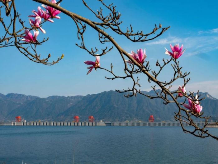 Spring scenery of Three Gorges in China
