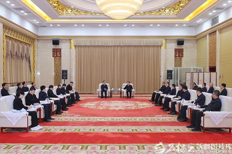 邹磊拜会新疆维吾尔自治区党委书记陈小江、自治区政府主席艾尔肯·吐尼亚孜-1