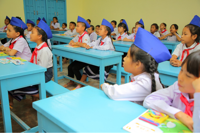 CTG subsidiary volunteers to help renovate Huaymor Primary School in Laos-1