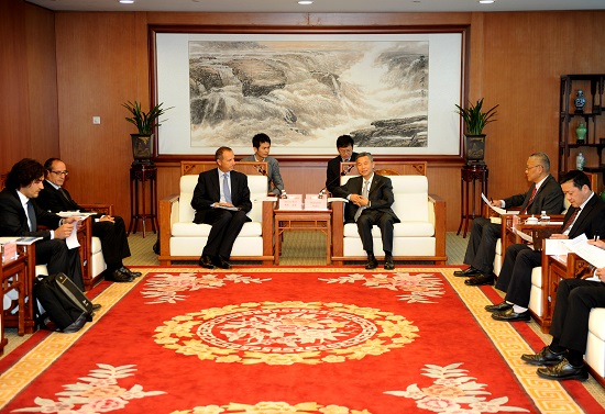 Hu Jianmin met with Executive Vice President of Enel Group-1