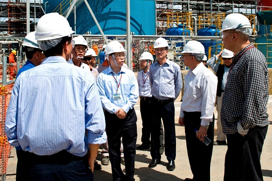 Huang Yongda Visited Singapore Tuas Power for Market Survey-3