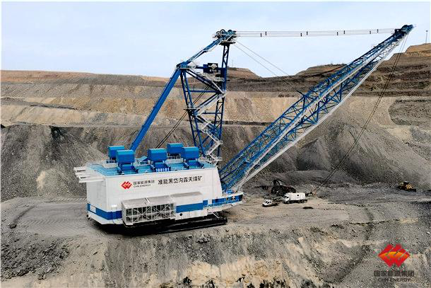 Zhungeer Energy’s Derrick Shovel Achieves Record High Amount of Overburden Removal-1