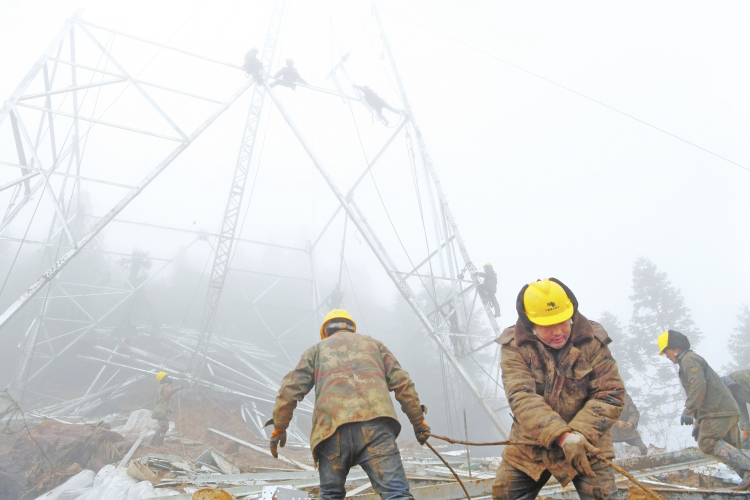 A Hard Winter Battle Against Snow in Zhaotong, Yunnan<br>Zhaotong Invests RMB 260 Million in Transmission Lines for Ice Prevention & Melting-1