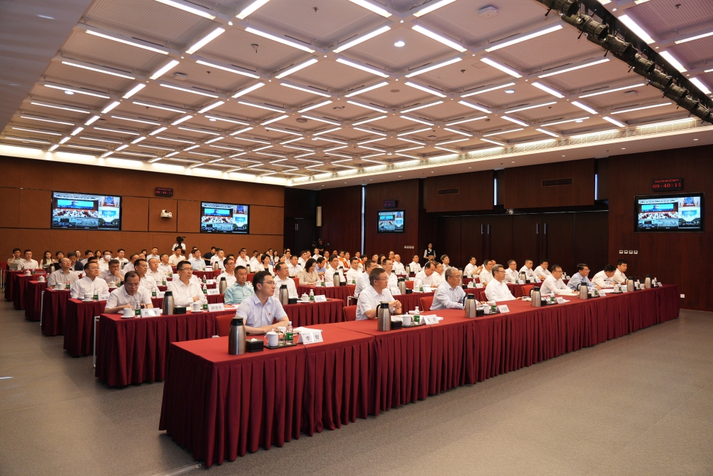 国家电投召开学习贯彻习近平新时代中国特色社会主义思想主题教育专题党课暨2023年党建工作会议-3