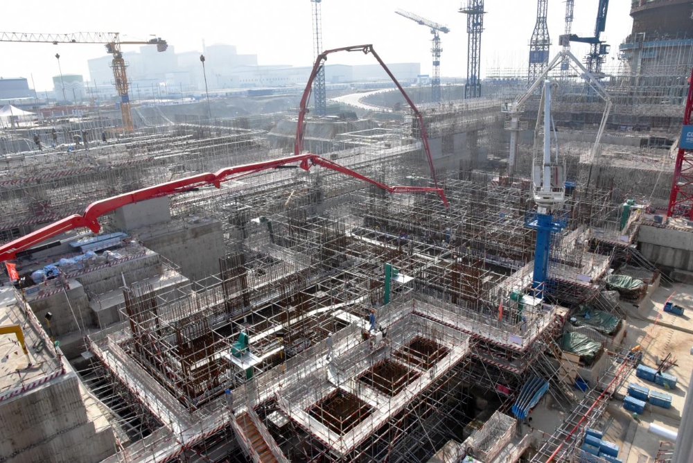 [HPR1000 news] Concrete poured for Fangchenggang NPP Unit 3 steam turbine raft foundation-1