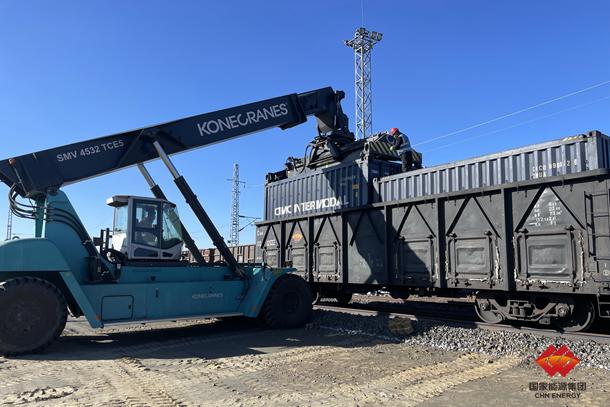 Xinshuo Railway’s First EG Train Begins Operation, Blazing a New Path for Non-coal Transportation-1