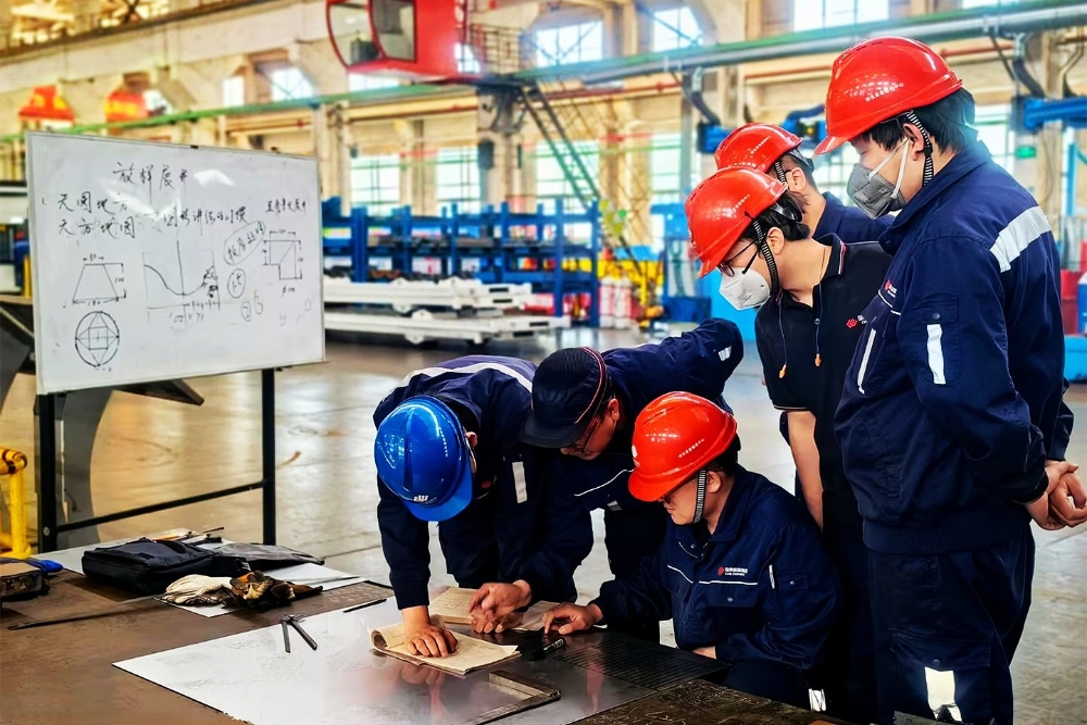 神东设备维修中心青工学堂助力人才培养-1