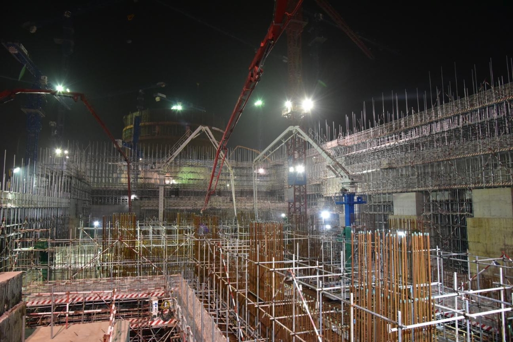 [HPR1000 news] Concrete poured for Fangchenggang NPP Unit 3 steam turbine raft foundation-2