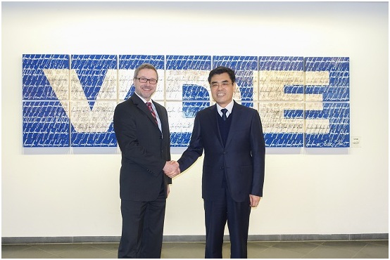 SHU Yinbiao Attends IEC Market Strategy Bureau Meeting and Visits DKE and VDE-1