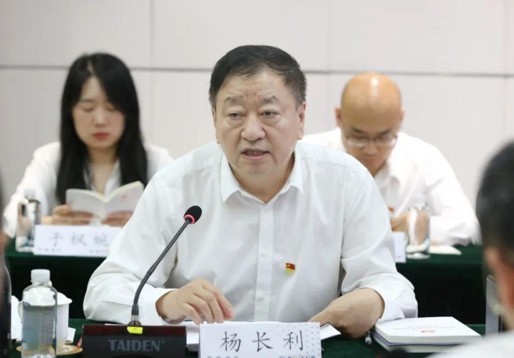 杨长利赴中广核研究院讲授党纪学习教育专题党课-2