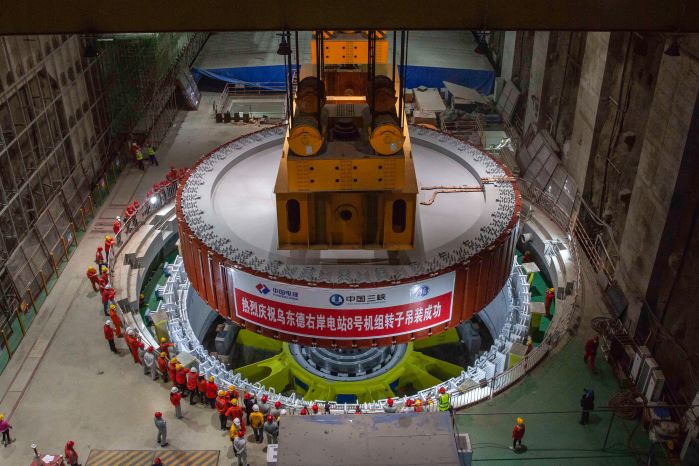 Wudongde dam: installation of rotor for fourth generator unit completes-1
