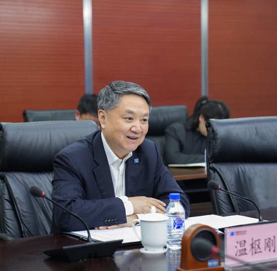 温枢刚到华北分公司调研-2