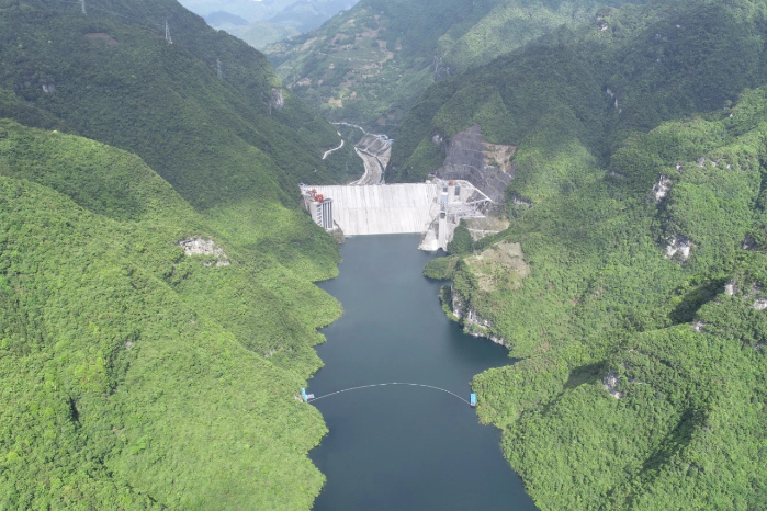 Jiangpinghe hydropower plant puts first power unit into operation-1