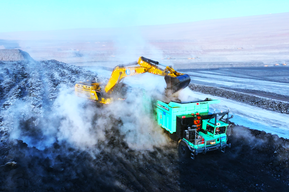 新疆能源战严寒促生产全力打好能源保供战-1